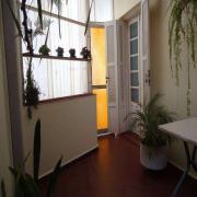 Sobrado a Venda localizado no bairro do Ipiranga , pr�ximo ao metr� Sacom� com 2 salas, 1 copa e 1 terra�o.