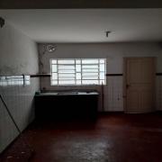 Charmosa Casa de 2 Quartos na Vila Dom Pedro I, S�o Paulo - Pr�xima a Parques e Metr�