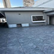 Casa Pronta para Morar no Ipiranga, S�o Paulo - 4 Quartos, 3 Banheiros e Garagem para 10 Ve�culos
